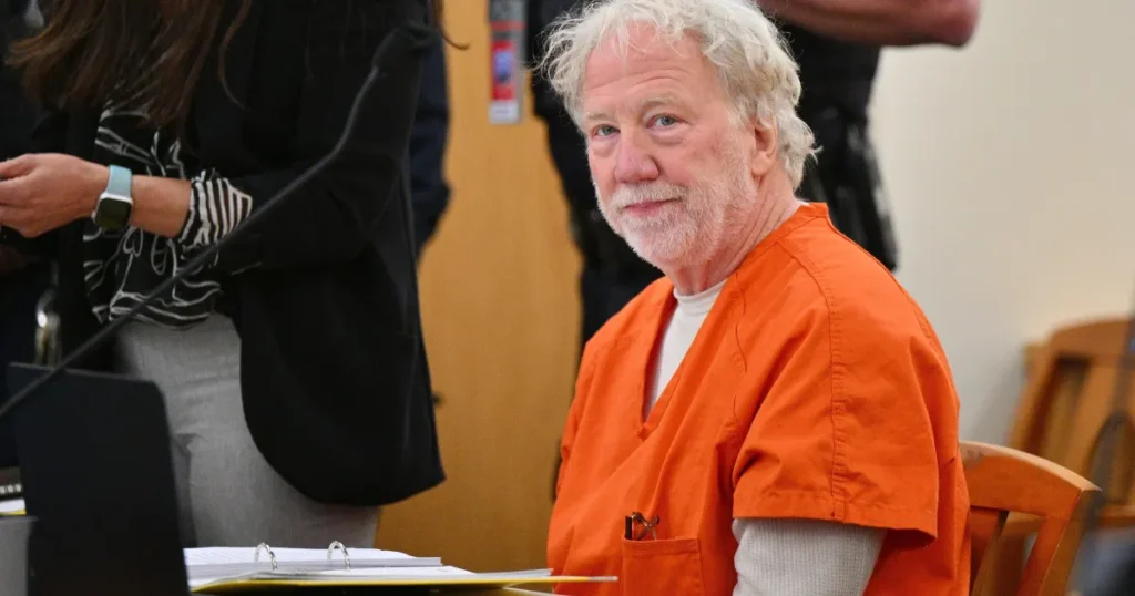 Justiça do Novo México anula processo contra Timothy Busfield por falta de imparcialidade