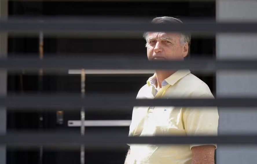 Moraes permite reunião de Bolsonaro para aniversário da filha