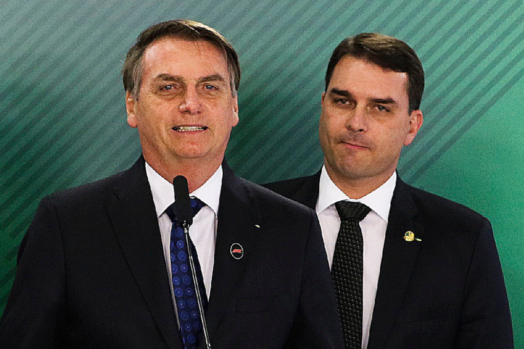 Pesquisa indica preferência dos mais ricos por Flávio Bolsonaro nas eleições