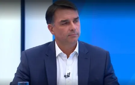 Proposta de Flávio Bolsonaro para arrecadar R$ 200 bilhões enfrenta desafios