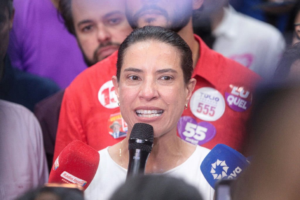 Raquel Lyra comemora reeleição e destaca parcerias com Lula