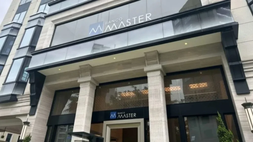 Reeleição no DF destaca apoio à compra do Banco Master pelo BRB