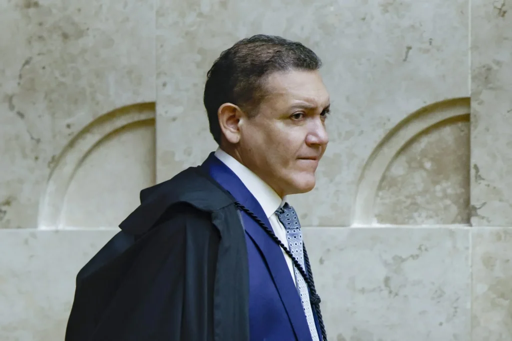 Revisão criminal de Bolsonaro será analisada pelo STF após eleições