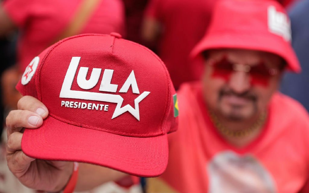 Uso de boné de candidato é permitido nas eleições? Veja as regras