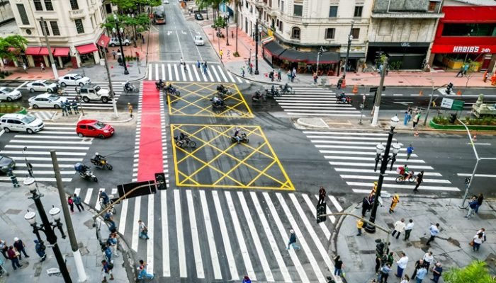 O cruzamento das avenidas São João e Ipiranga deve receber luminosos ainda este semestre. Foto:...
