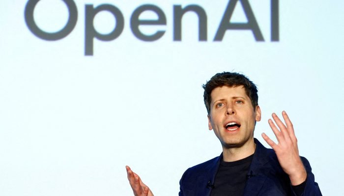 O CEO da OpenAI, Sam Altman, participa de um evento sobre IA em Tóquio, Japão. REUTERS/Kim Kyun...