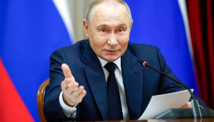 Presidente russo Vladimir Putin realiza reunião com membros do governo sobre os resultados de 20...