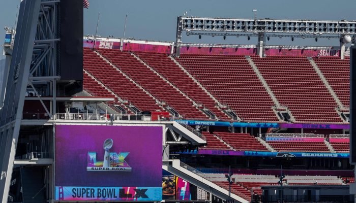 Vista do Levi's Stadium antes do Super Bowl LX entre o New England Patriots e o Seattle Seahawks ...