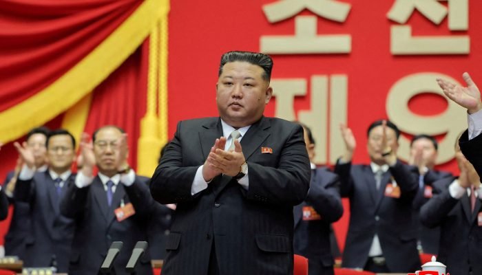 Líder norte-coreano Kim Jong Un em congresso do partido 23/2/2026 KCNA via REUTERS
