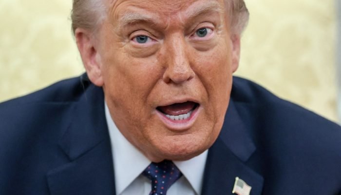 O presidente dos Estados Unidos, Donald Trump, fala durante encontro com o chanceler alemão, Fri...