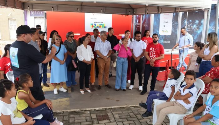 305f6a4c-99d7-4f34-afef-c660cdc30f43