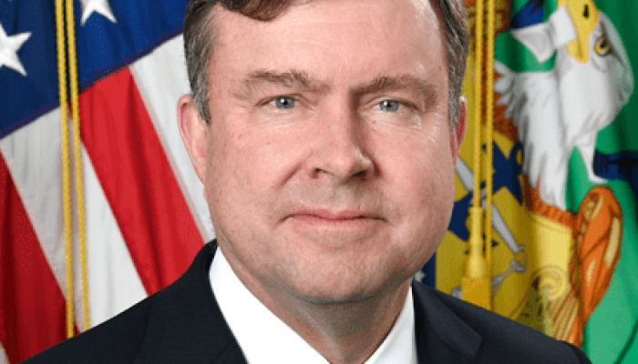 John K. Hurley (Foto: Departamento do Tesouro dos EUA)