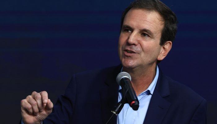 1 de 1 Imagem colorida do prefeito do Rio de Janeiro, Eduardo Paes - Metrópoles - Foto: Buda Men...