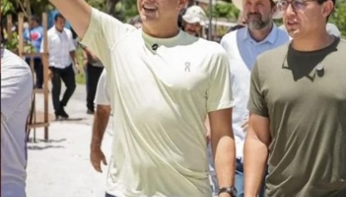 Nas redes sociais, o prefeito do Recife celebrou a Data Magna, afirmando que o pernambucano Ã© ...