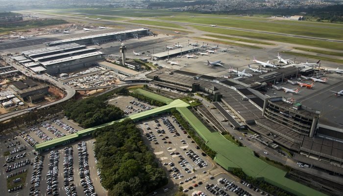 Aeroporto Internacional de Cumbica, Guarulhos, São Paulo, Brasil (Wikimedia Commons)