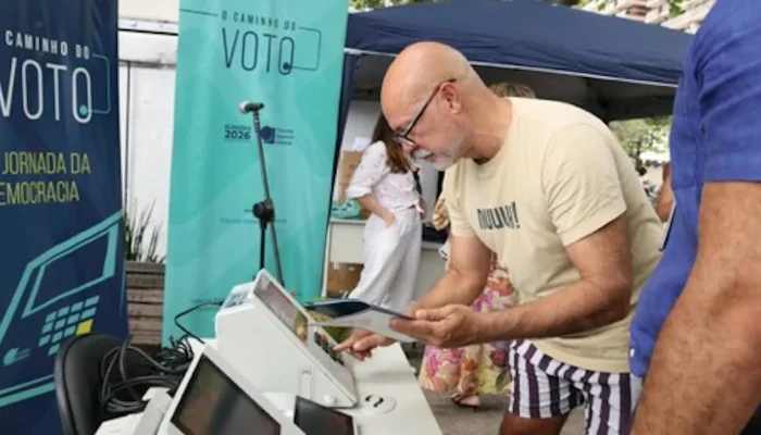 Abstenção eleitoral cresce no Brasil devido a solidão e uso excessivo de telas
