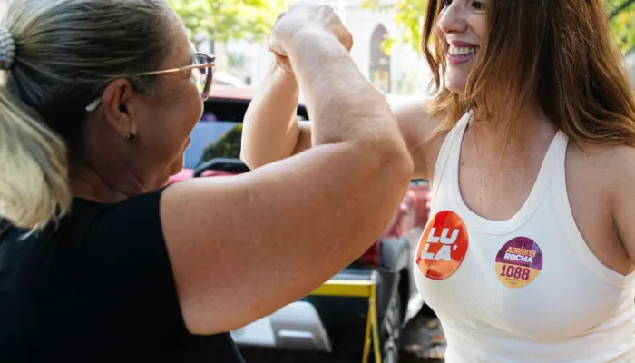 Adriana Rocha propõe limites de mandato e proteção feminina na política