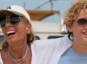 Adriane Galisteu comemora aniversário de 16 anos do filho Vittorio