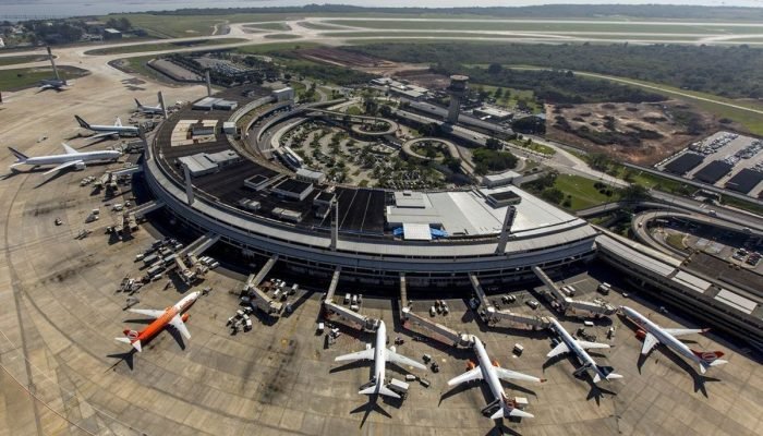 Aena arremata aeroporto do Galeão em leilão por R$ 2,9 bi e ágio de 210,88% - Reprodução da ...