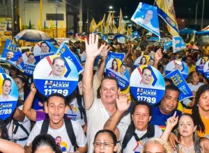 Apoiadores de France Hacker se reúnem em grande marcha em Rio Formoso