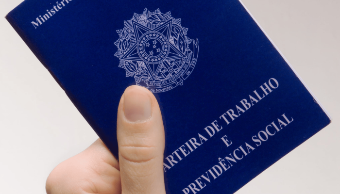 Araripina oferece cinco vagas para auxiliar de limpeza