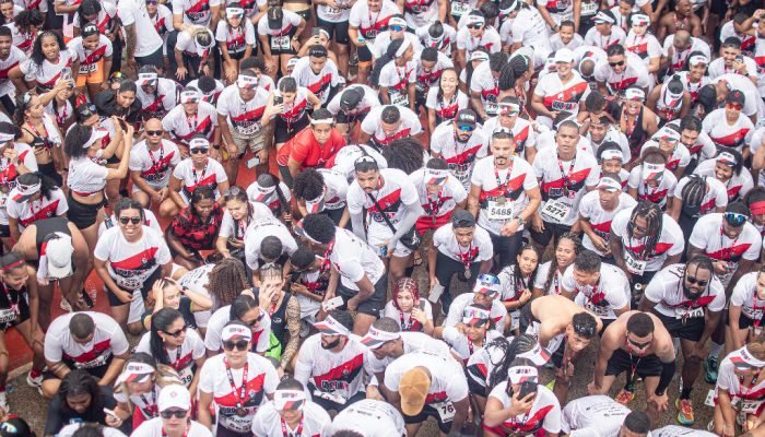 Bahia e Vitória transformam rivalidade em corridas de rua em Salvador