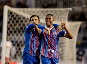 Bahia supera RB Bragantino e mantém disputa pelo G4 do Brasileirão