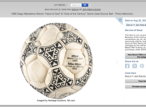 Bola do gol histórico de Maradona é vendida por US$ 3,35 milhões