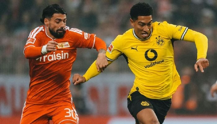 Borussia Dortmund empata e lidera provisoriamente a Bundesliga
