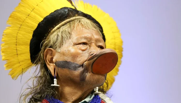 Cacique Raoni recebe cuidados paliativos após diagnóstico de câncer