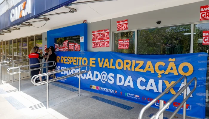 Caixa Econômica leva disputa com bancários à Justiça após impasse