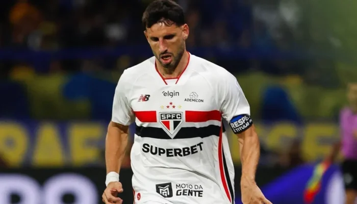 Calleri critica arbitragem após derrota do São Paulo para o Boca