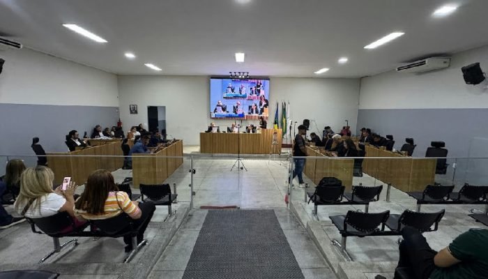 Câmara de Araripina atualiza regimento para eleição da Mesa Diretora