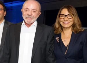 Campanha de Lula vê debate na Globo como estratégia para conquistar indecisos
