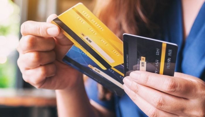 Cartões buscam se adaptar à era dos pagamentos por inteligência artificial