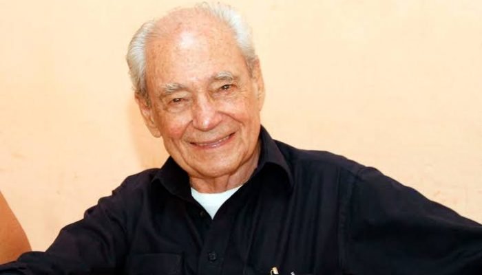 Centenário de Waldir Pires é celebrado com missa em Salvador