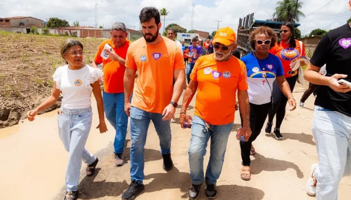 César Ramos mobiliza eleitores em Três Ladeiras com campanha porta a porta