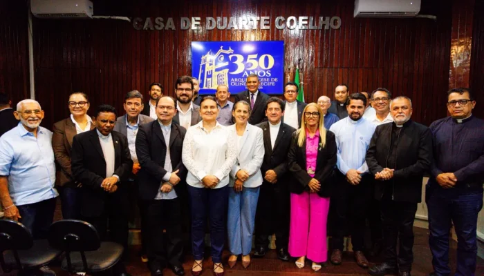 César Ramos participa de homenagem aos 350 anos da Arquidiocese de Olinda e Recife