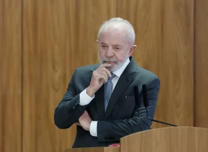 Conselho da República: possível convocação por Lula em meio à crise no STF