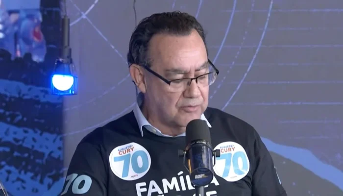 Cury critica reajuste do Bolsa Família próximo às eleições