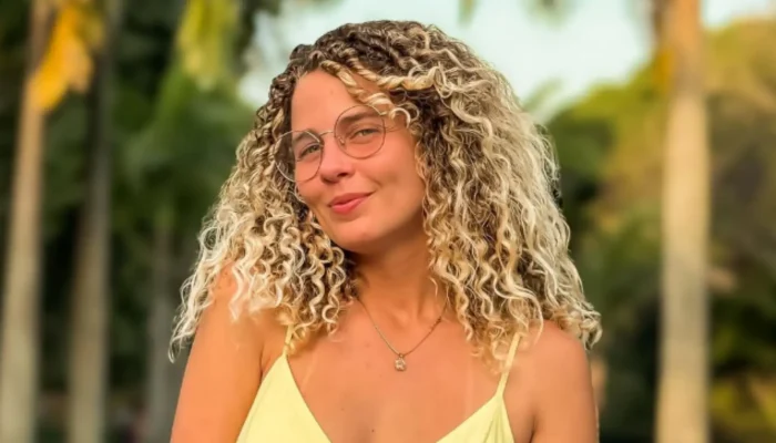 Debby Lagranha enfrenta cirurgia após picada de aranha e necrose