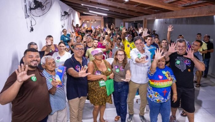 Débora Almeida discute demandas locais em visitas a Itamaracá e Recife