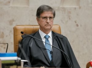 Delegados da PF solicitam afastamento de Gonet em investigação sobre Vorcaro