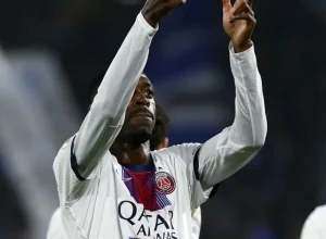 Dembélé brilha e PSG vence Strasbourg de virada na Ligue 1