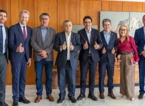 Deputado articula fim da escala 6×1 para melhorar condições de trabalho