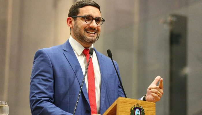 Deputado critica liberdade de suspeito de matar cachorro em Gravatá