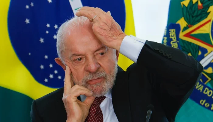 Desempenho de Lula complica votação da PEC 6 X 1 antes do segundo turno