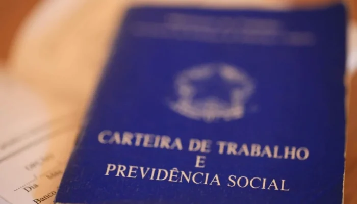 Distrito Federal oferece quase 2 mil vagas de emprego nesta sexta-feira