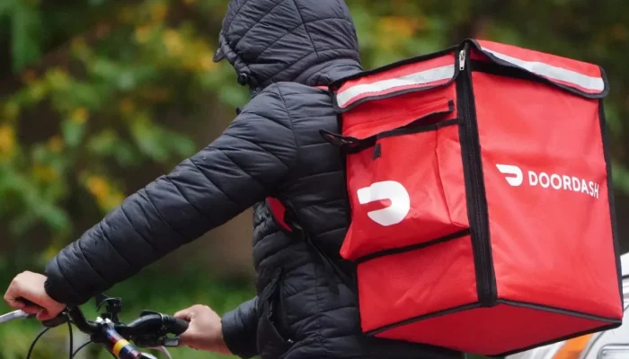 DoorDash adquire Instacart por US$ 17 bilhões em acordo estratégico