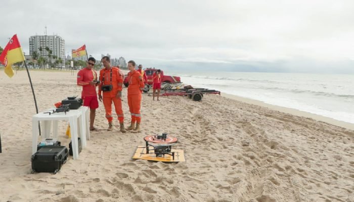 Drones reforçam segurança nas praias de Pernambuco durante Operação Verão